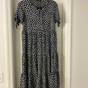 Madewell Tie-Sleeve Tiered Midi Dress in Woodcut Flowers Black White Size Medium